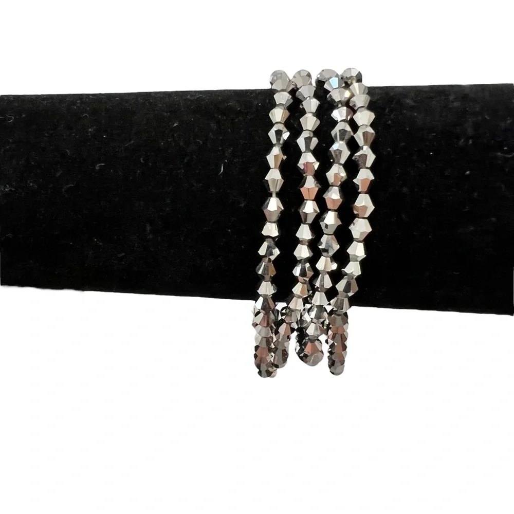 VINTAGE SILVER MIRRORED FACETED AURORA BOREALIS STRETCH BRACELET - SET OF 4